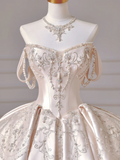 Princess Long Wedding Gowns Ball Gown Sweetheart Sleeveless Light Pink Satin For Bride With Beads Train Bridal Dresses HZ0311