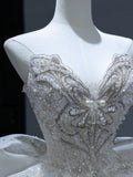 Princess Long Wedding Gowns Ball Gown Sweetheart Style for Bride With Silver Beaded Bodice Train White Bridal Dresses HZ0311